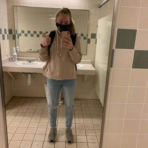 Meet your Posher, Gretchen